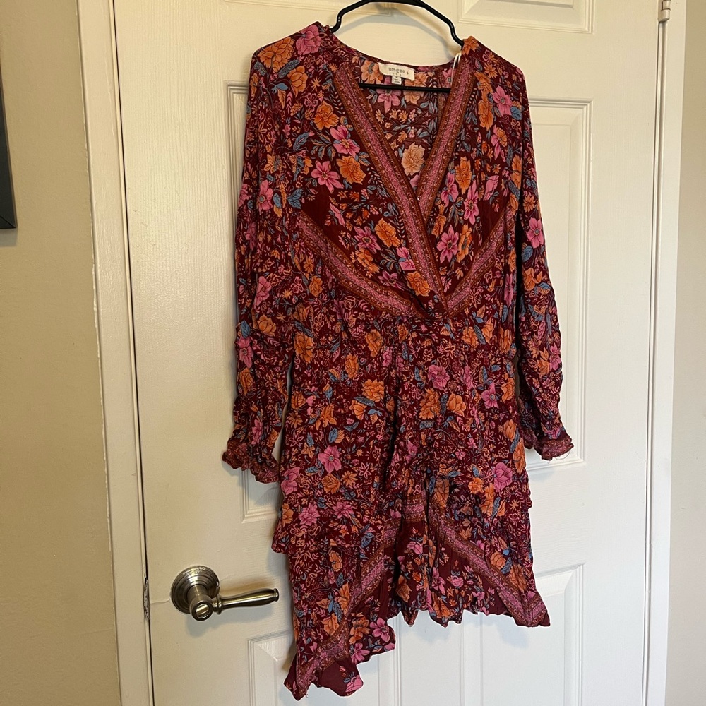 Boutique Floral Flowy short dress